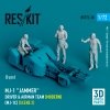 RESKIT RSF72-0035 Aircraft mechanics with Red Top missile (on transport trolley) (EE Lightning, Sea Vixen, Hawker Hunter) (2 pcs) (3D Printed) (1/72)